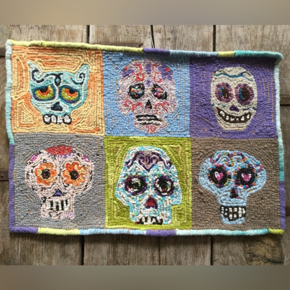 Colorful Handmade Skull Pattern Fleece Rug - Picture 2 of 3